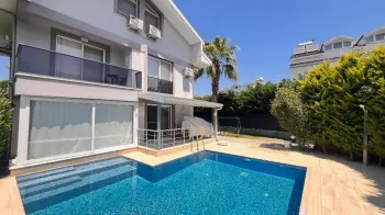 Detached four bedroom villa in Koca Calis Fethiye